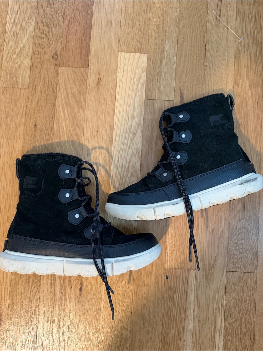 Sorel Black Suede Lace-Up Winter Boots with White Sole